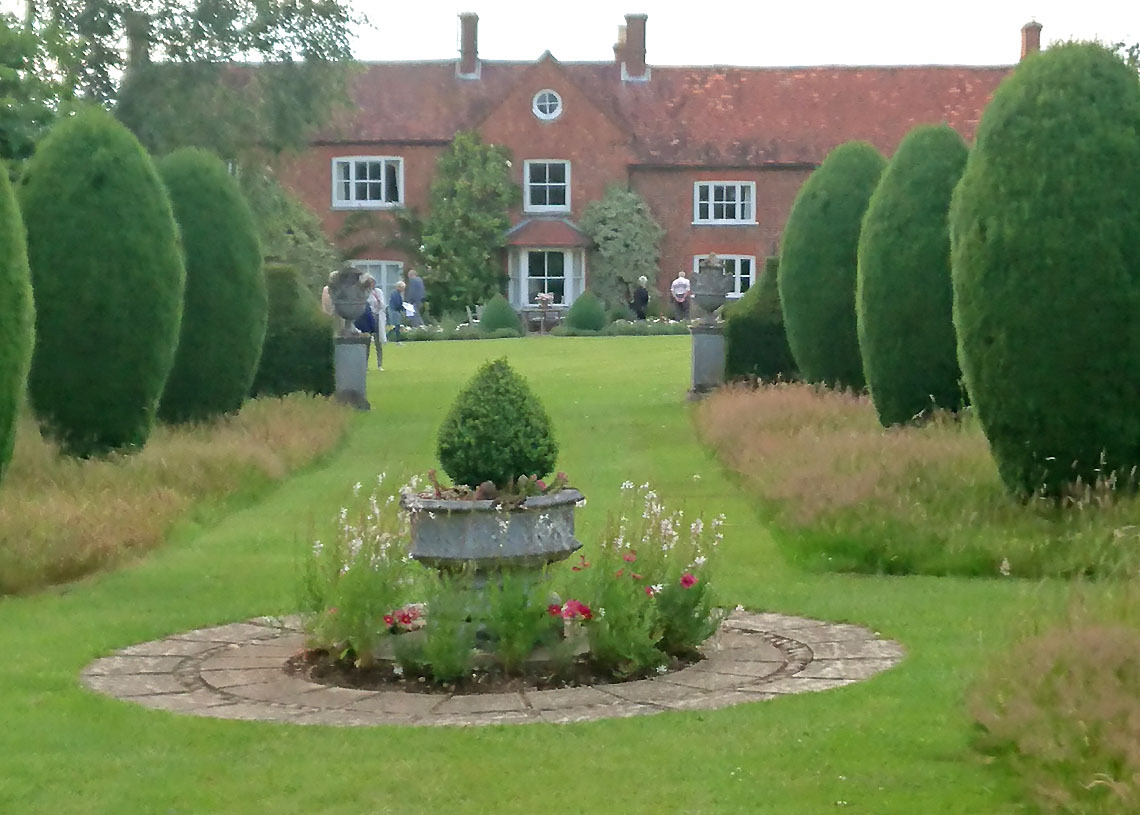 Garden Visits - Adwell House